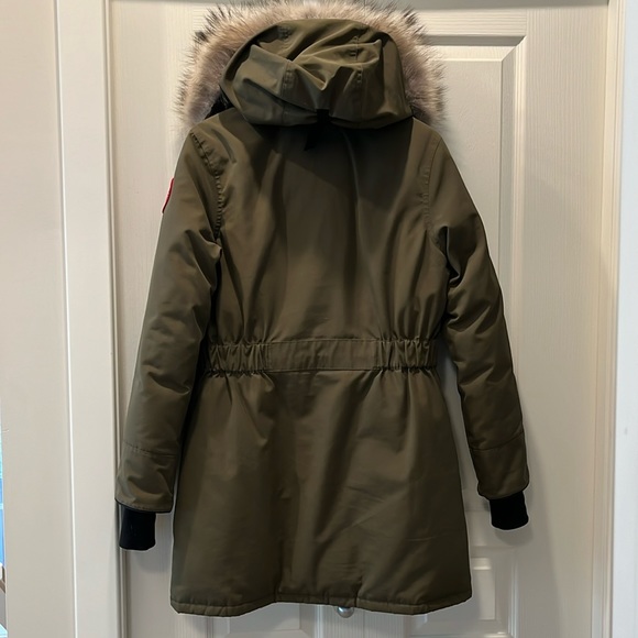Canada Goose Trillium Parka - Picture 2 of 6